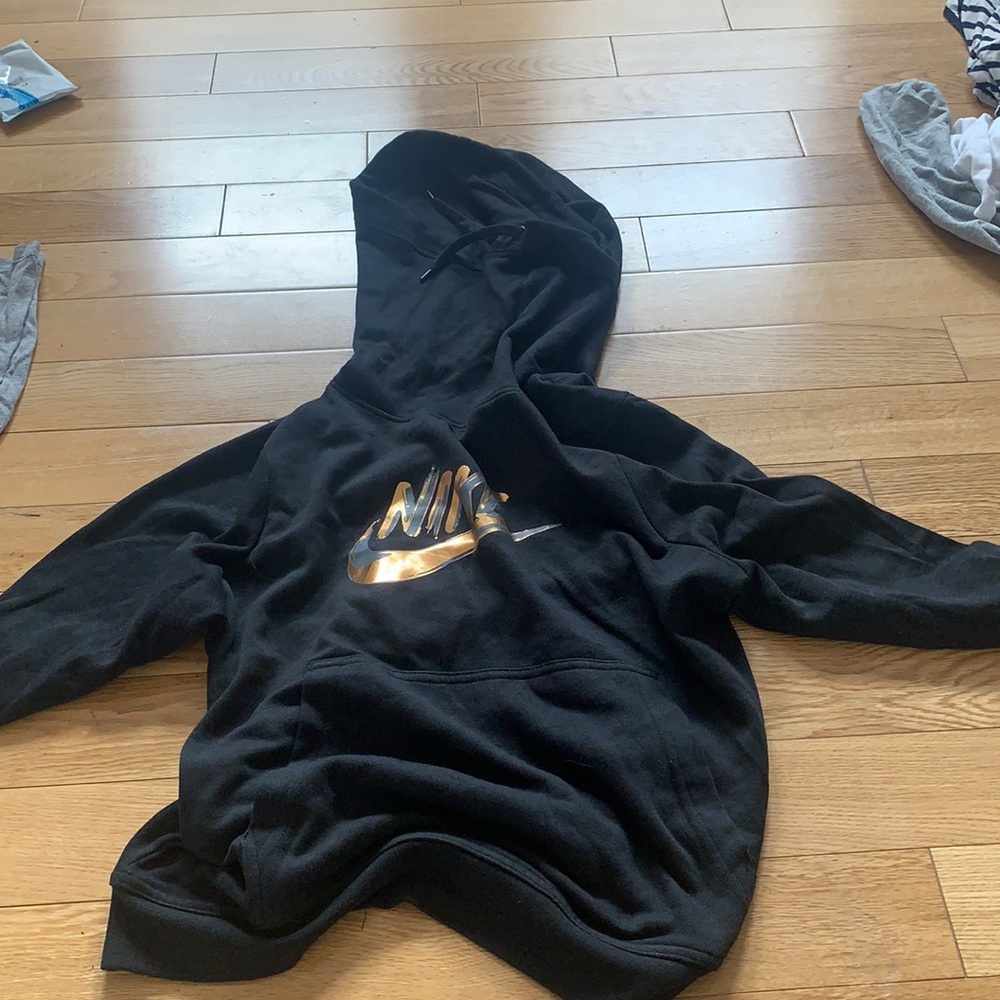Nike sweater